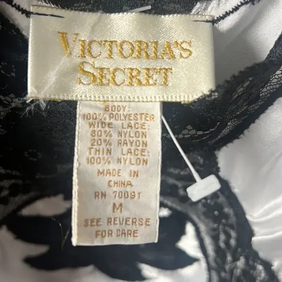 Vintage NWT Victoria’s Secret Gold Level Two Piece Lingerie Set Size Medium